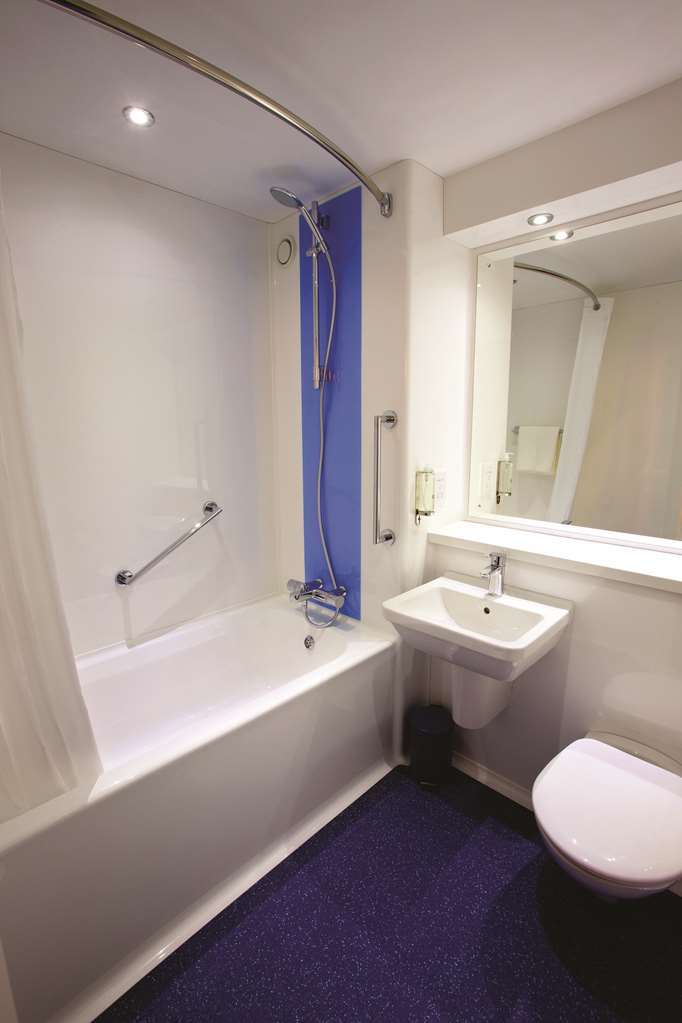 Travelodge Kew Bridge London Szoba fotó